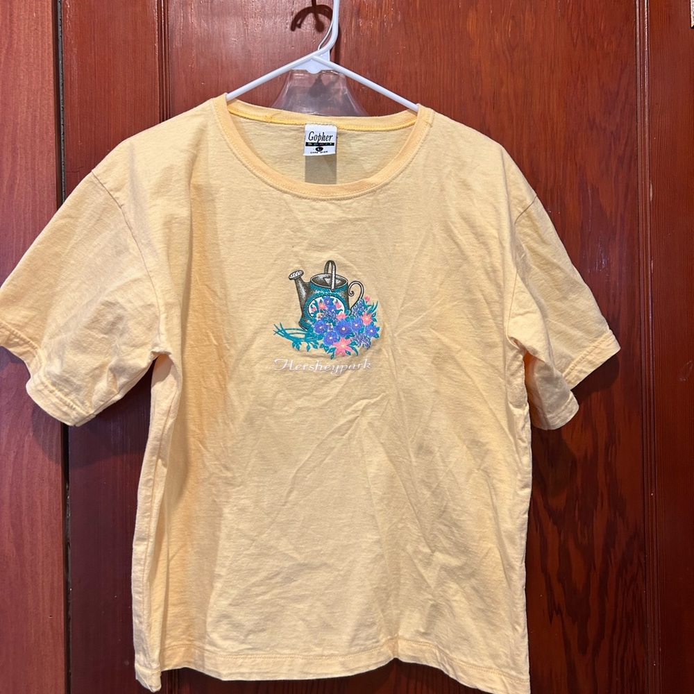 Vintage Yellow Short Sleeve Hershey Park Tee
